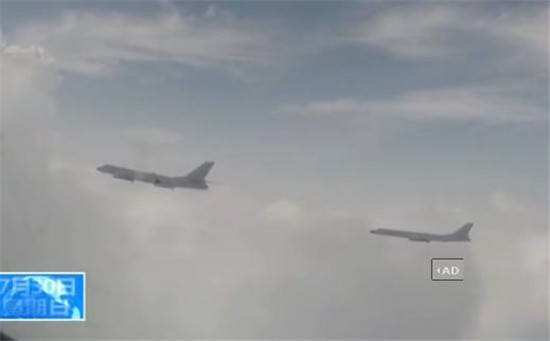 【庆祝中国人民解放军建军90周年阅兵】空军多型新质作战力量亮相阅兵