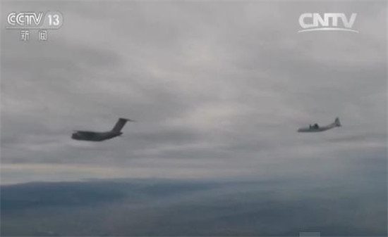 【庆祝中国人民解放军建军90周年阅兵】空军多型新质作战力量亮相阅兵