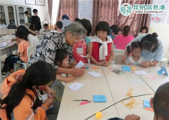 西翥街道东村社区举办“儿童成长夏令营” 西翥街道东村社区举办“儿童成长夏令营”