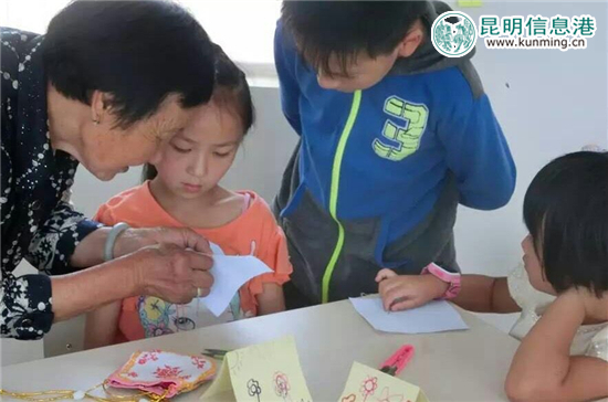 西翥街道东村社区举办“儿童成长夏令营” 西翥街道东村社区举办“儿童成长夏令营”