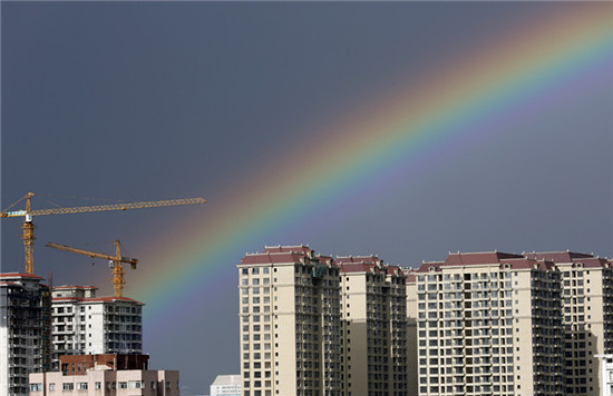 昆明天空惊现“鹊桥” 七夕节双彩虹刷爆朋友圈