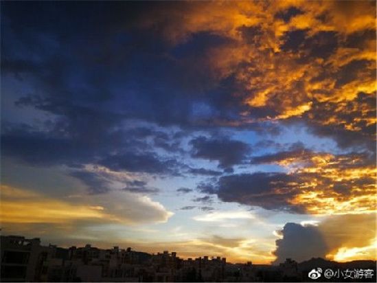 刷爆朋友圈的昆明晚霞 陶醉了一座春城 刷爆朋友圈的昆明晚霞 陶醉了一座春城