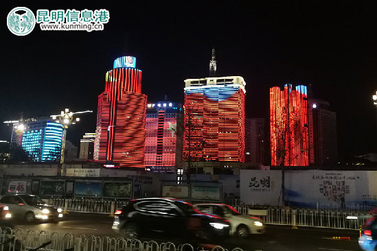 青年路边4栋楼宇国庆试水灯光秀