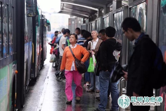 昆明爱心卡：日均刷卡66.89万人次 已占IC卡总刷卡量近一半