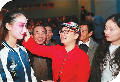 谷好好代表:用更好的作品讴歌新时代 谷好好代表:用更好的作品讴歌新时代