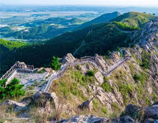 青岛这些乡村小镇带你领略初冬的极致美