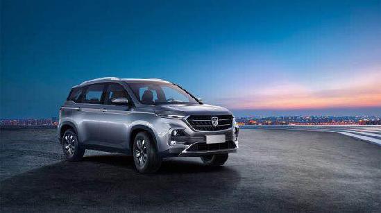 新款国产SUV宝骏530亮相 新款国产SUV宝骏530亮相