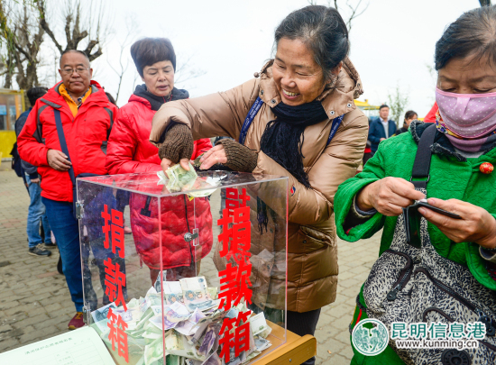 2017年“放鱼滇池生态保护行动”举行 10万尾鱼苗入滇池吃蓝藻