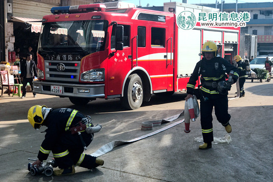 王旗营蔬菜批发市场开展消防知识培训及演练