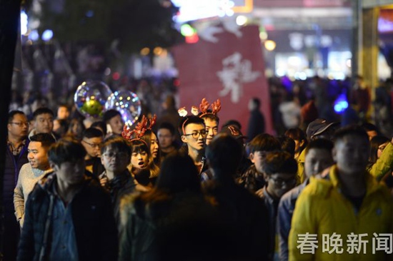 再无飞雪！昆明连续两年文明过“平安夜”