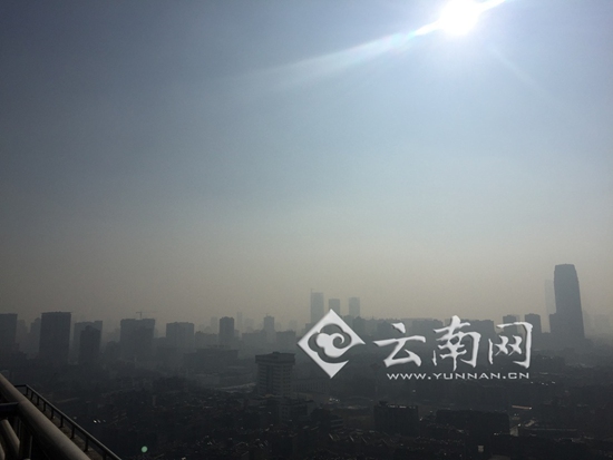 昆明空气质量遭遇“滑铁卢”现中度污染 市环保局:气象原因造成非雾霾 昆明空气质量遭遇“滑铁卢”现中度污染 市环保局:气象原因造成非雾霾