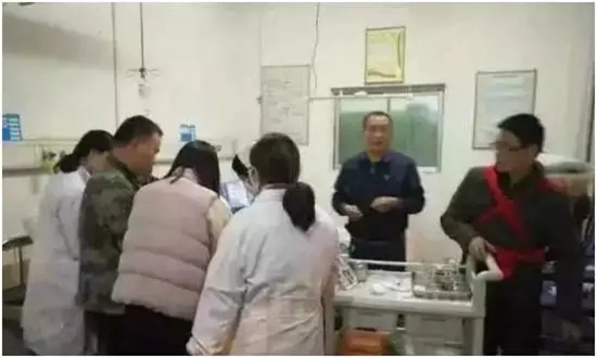 2017年最温暖的朋友圈：这一年，有你真好！