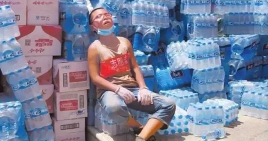 2017年最温暖的朋友圈：这一年，有你真好！