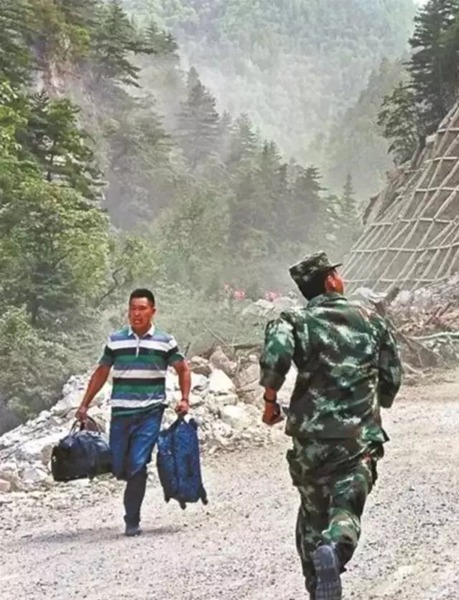 2017年最温暖的朋友圈：这一年，有你真好！