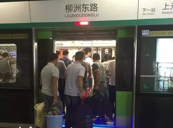 2017年最温暖的朋友圈：这一年，有你真好！