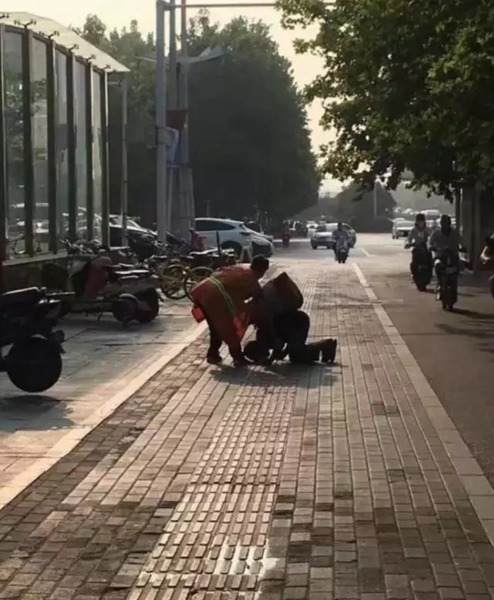 2017年最温暖的朋友圈：这一年，有你真好！