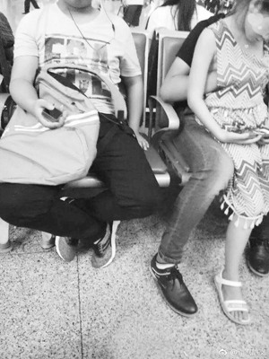 南京南站候车室猥亵女童案引关注