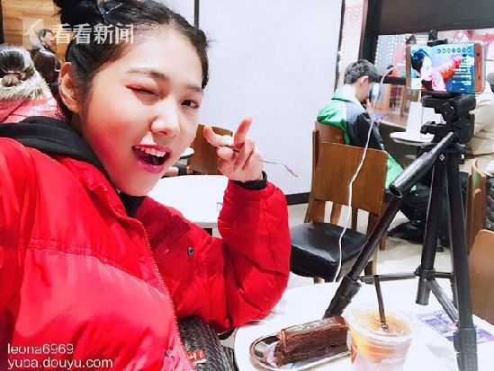 暖心2017|她是重度听障，也是阳光女主播！