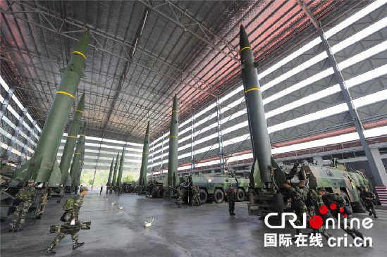 官兵闻令而动,迅速展开训练 官兵闻令而动,迅速展开训练