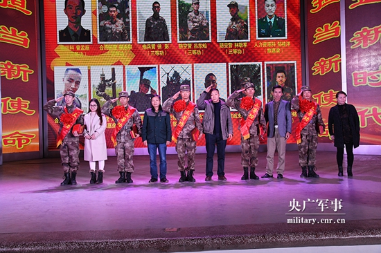 驾长车,锤炼铁甲雄风!东陆某旅闻令开训 驾长车,锤炼铁甲雄风!东陆某旅闻令开训