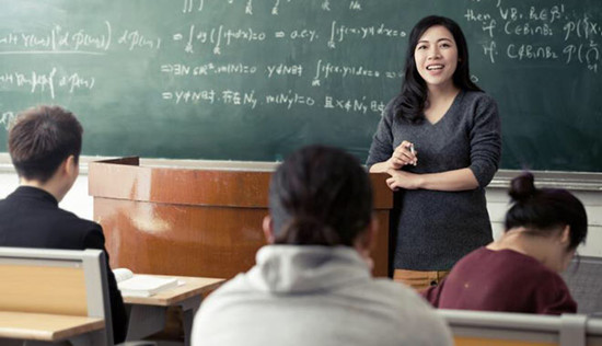 “复杂网络”中的学者吴晓群：以智慧探索“美丽”