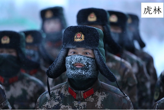 【暖新闻】致敬最可爱的人：零下45℃，他们依然巡逻在边境线上