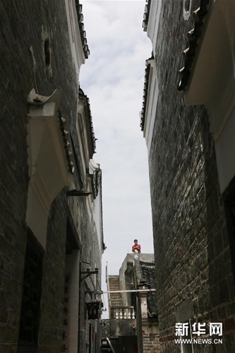 湖南一教授手绘古村落二十年 湖南一教授手绘古村落二十年