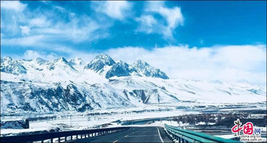 甘孜雅砻江畔 感受湿地的壮阔之美 甘孜雅砻江畔 感受湿地的壮阔之美