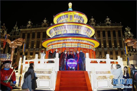 中国元宵花灯点亮“欧洲心脏”