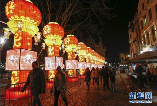中国元宵花灯点亮“欧洲心脏”