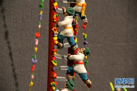 大型面塑作品现身昆明 生动展现云南少数民族节庆活动