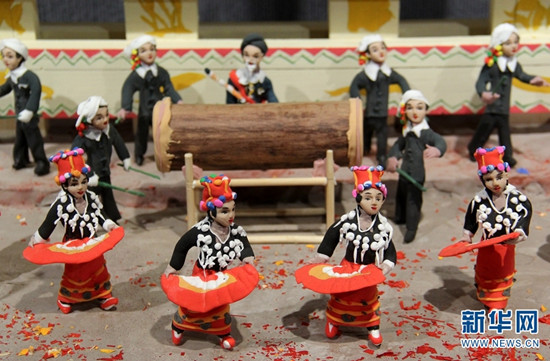 大型面塑作品现身昆明 生动展现云南少数民族节庆活动