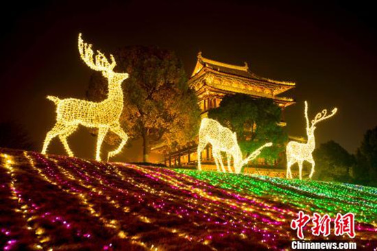 正月十三上灯 夜色下的泰州璀璨靓丽