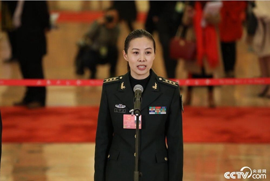 【2018两会】看,两会首次“代表通道”走出新时代气质 【2018两会】看,两会首次“代表通道”走出新时代气质