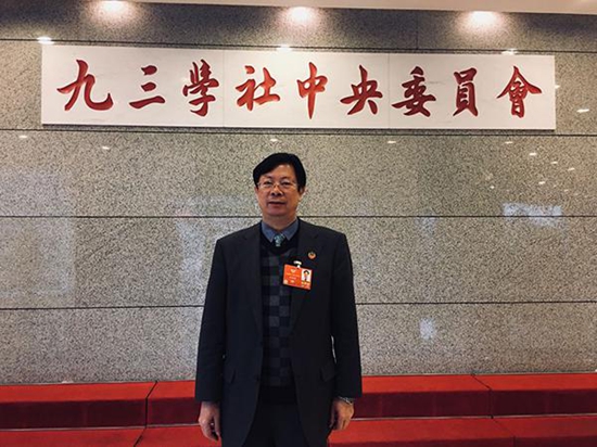 被称作“半夜医生”的全国政协委员 被称作“半夜医生”的全国政协委员