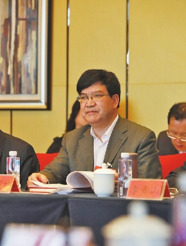 李学林委员:为“三农”守望与奋斗 李学林委员:为“三农”守望与奋斗