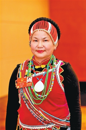 怒族全国人大代表余小勤：怒族人民齐唱幸福歌