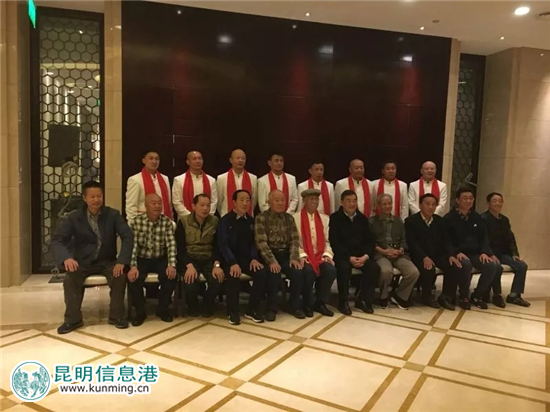 元老级滇菜大师张豫昆 3月18日喜收8名新弟子