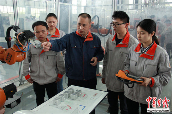 “技术宅”变“大师”：手艺不是一天炼成的