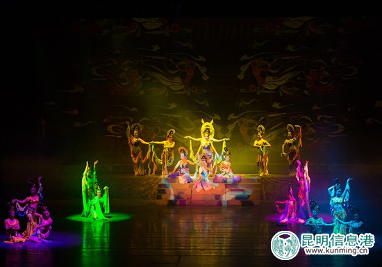 《丝路花雨》剧照