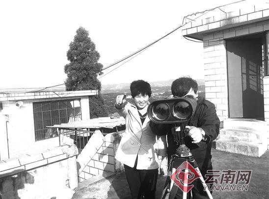 曲靖夫妻瞭望台:十八年坚守山顶 留得住一片青山 曲靖夫妻瞭望台:十八年坚守山顶 留得住一片青山