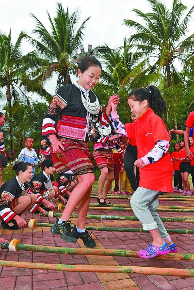 回应时代之问的中国答案 回应时代之问的中国答案