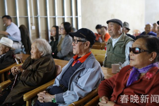 找到新家 老年滇剧花灯团搬离篆新重新开唱