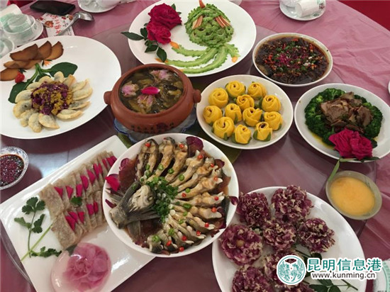 近万亩玫瑰即将盛放 安宁八街芬芳之旅4月24日启幕 近万亩玫瑰即将盛放 安宁八街芬芳之旅4月24日启幕