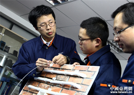 【中国梦·大国工匠篇】中国光纤接入第一人徐珺:我离工匠还有很大差距 【中国梦·大国工匠篇】中国光纤接入第一人徐珺:我离工匠还有很大差距