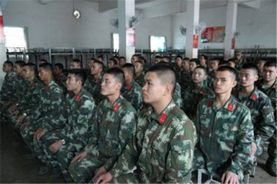 武警云南省总队组织立功受奖官兵家属疗养