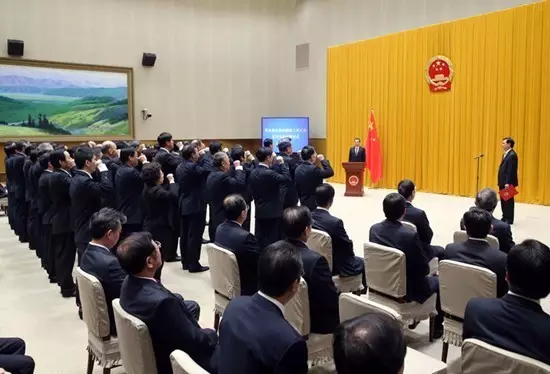 国务院在中南海首次举行宪法宣誓仪式
