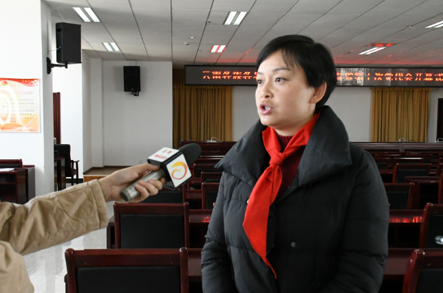 团省委组织集中收看云南省第十次党代会开幕式