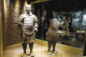 秦始皇兵马俑首现古人合成“中国紫”