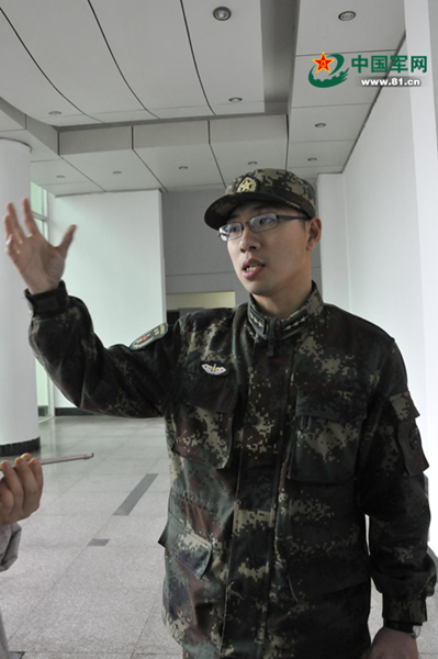 聆听十九大宣讲,火箭军某旅战士们个个斗志昂扬 聆听十九大宣讲,火箭军某旅战士们个个斗志昂扬